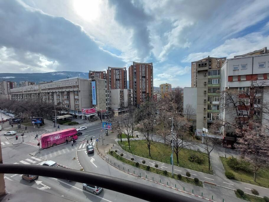 City Center Chic, Urban Apartment Skopje Eksteriør billede